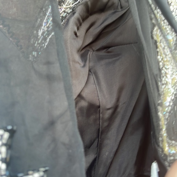 Lillie Rubin vintage silk sequence phot does not do justice on this dress. - Picture 12 of 13